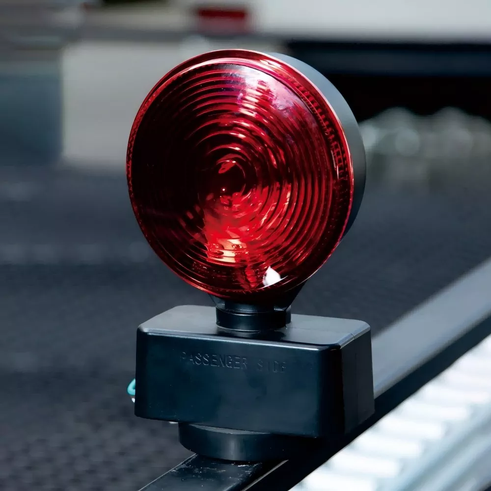 12V-os mágneses, egy LED-es utánfutó lámpa