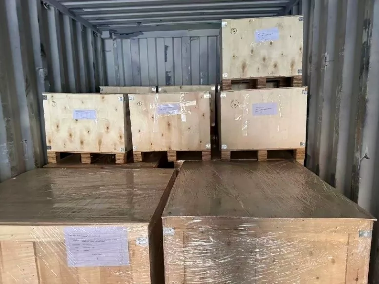 16 Carton Jack öntőformát szállítottak a vietnami üzembe tömeggyártásra